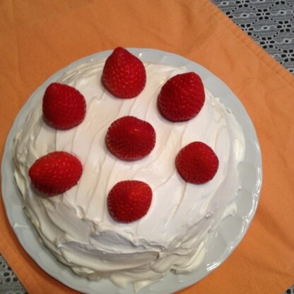 スポンジケーキもはなまる子さんのレシピです。初心者でも作れました(^O^)